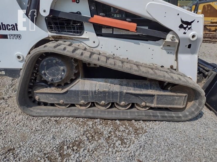 2016-bobcat-t770-image-30