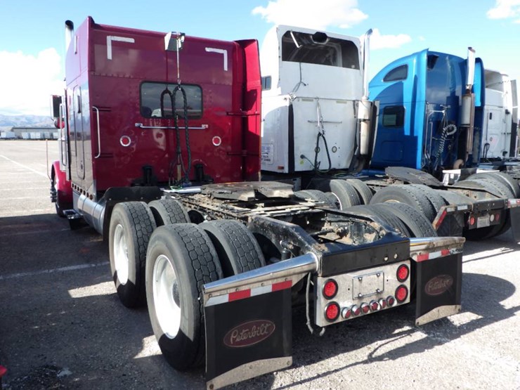 2003-peterbilt-379-image-9
