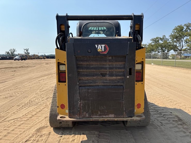 2020-caterpillar-259d3-image-7