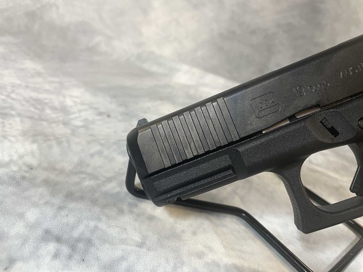 #4797-•-glock-19-gen-5-9mm-luger-pistol,-sn:-cesf248-image-17