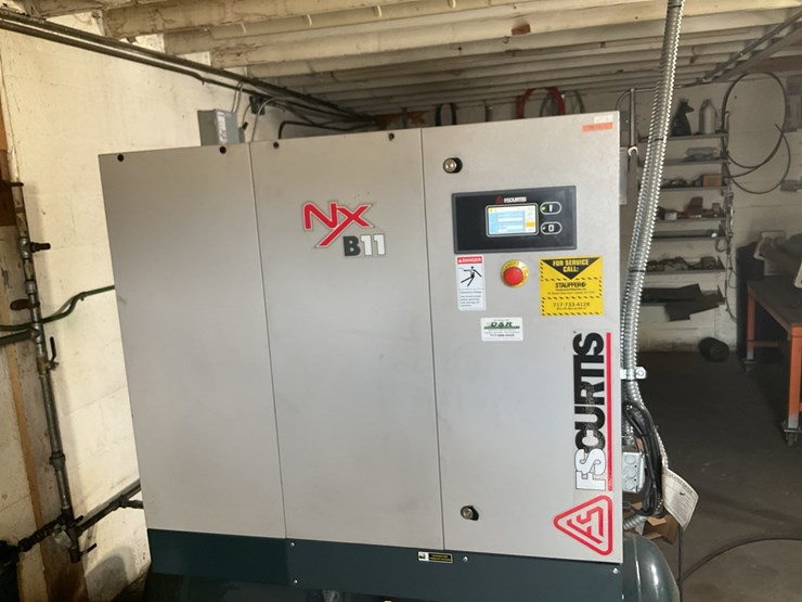 #121-•-fs-curtis-screw-type-air-compressor-image-8