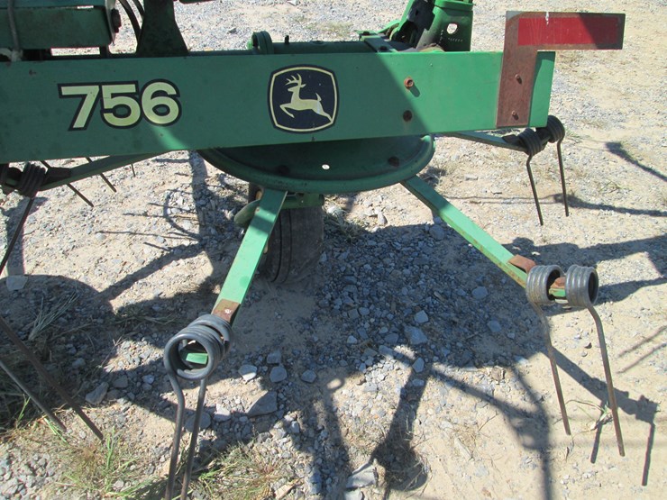 john-deere-756-image-6