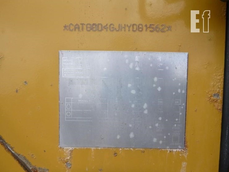 2005-caterpillar-d4g-xl-image-5