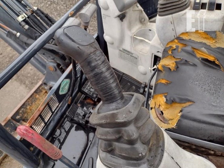 2015-deere-35g-image-10