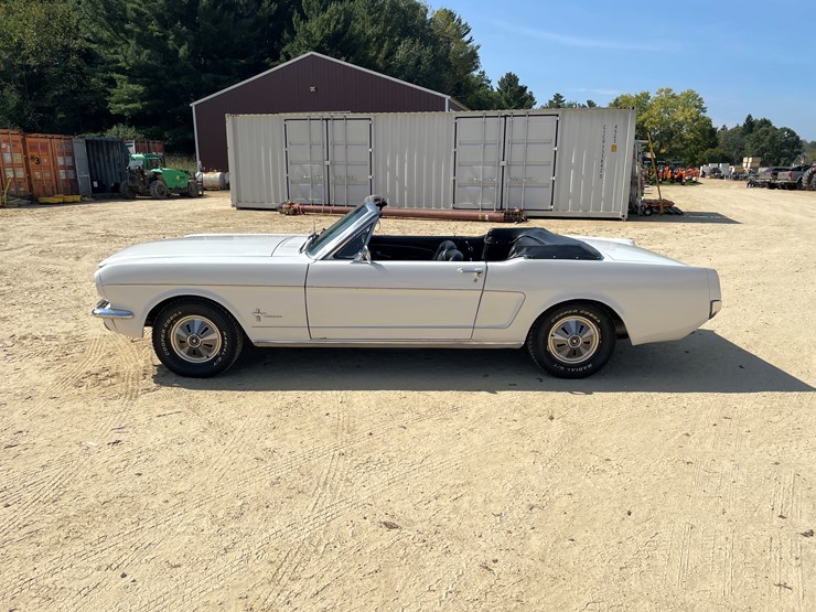 #7017-•-1966-ford-mustang-convertible-(downing,-wi)-(has-wi-title)-image-7