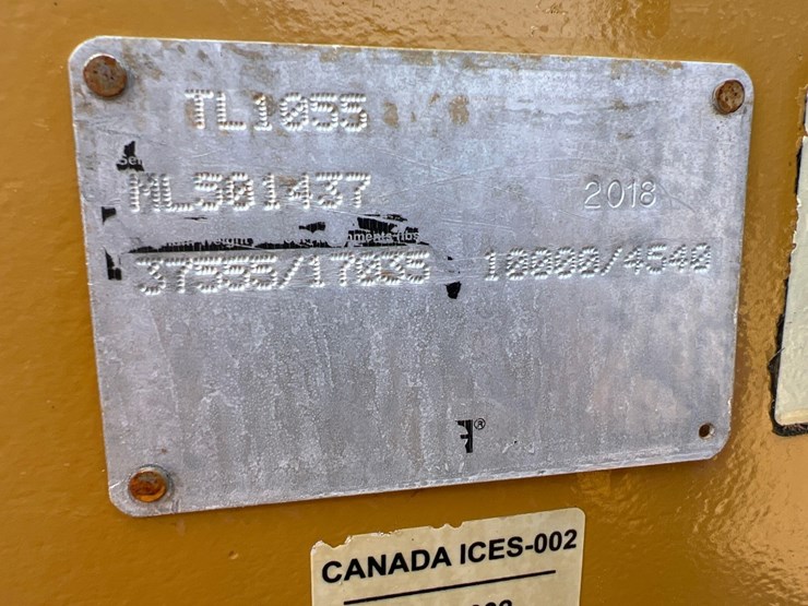 2018-caterpillar-tl1055d-image-27