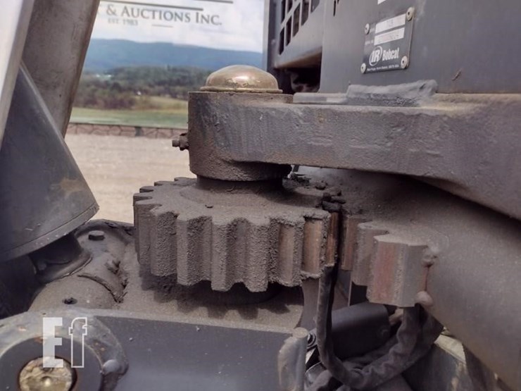 2002-bobcat-863-image-30