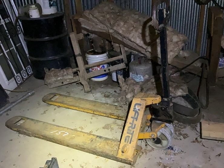 #157-•-liftrite-pallet-jack-image-1
