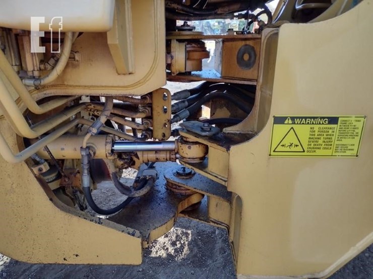 caterpillar-924f-image-25
