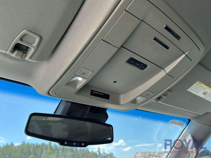 2019-chevrolet-tahoe-image-19