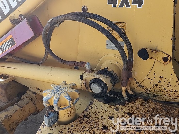 1996-john-deere-310d-image-27