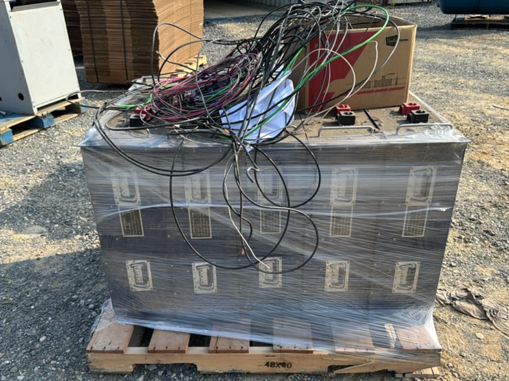 #126-•-inverter-system-and-batteries-image-2