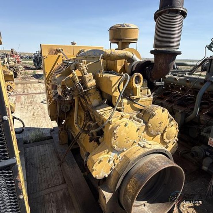 CATERPILLAR D353