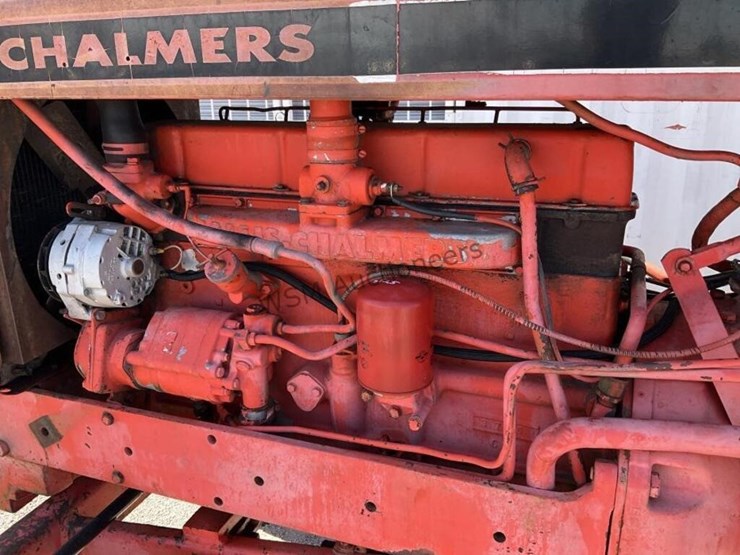 allis-chalmers-190-tractor-image-12