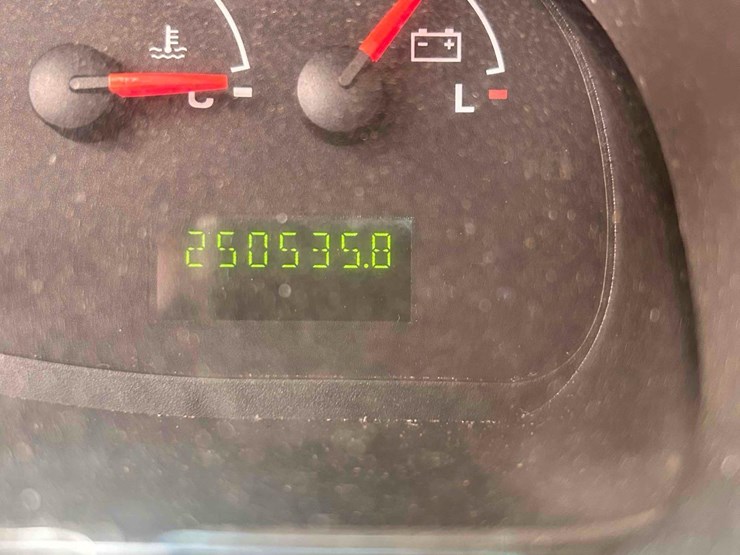 2006-ford-service-van-image-13