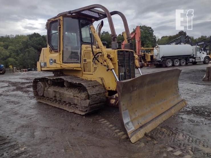 1997-deere-750c-image-41