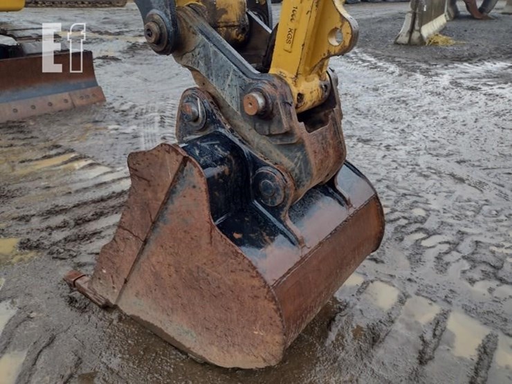 2017-caterpillar-308e2-cr-image-19