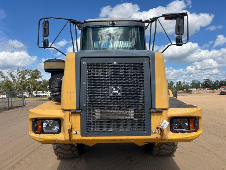 2014-deere-250d-image-7