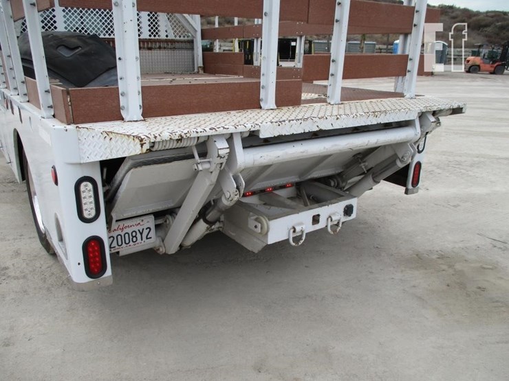 2008-ford-f550-image-15