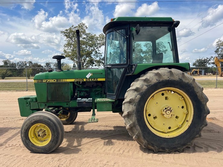 john-deere-2750-image-1