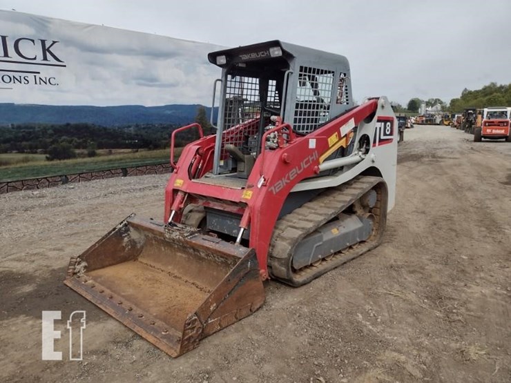 2019-takeuchi-tl8-image-37