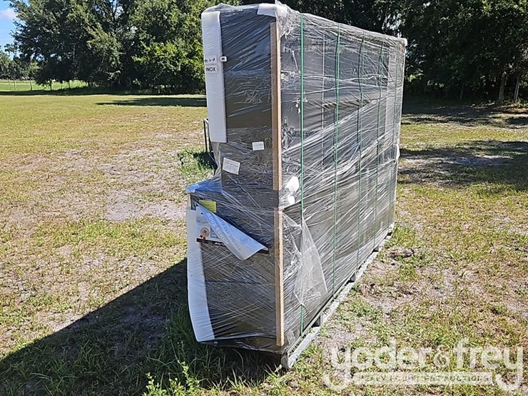 unused-2025-9.5'-work-bench-c/w-30-drawers,-drawers-c/w-lock,-anti--slip-inners,-3-rail-sliding,-stainless-steel-top-image-2