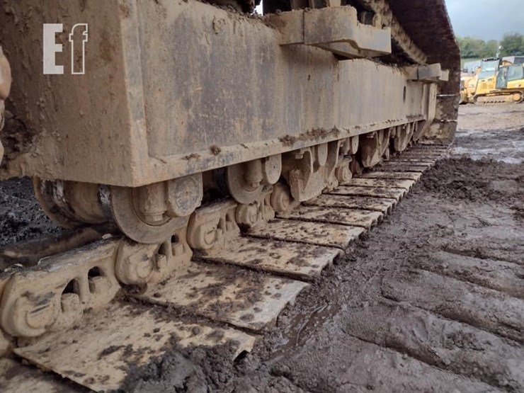 komatsu-pc290-lc-10-image-25