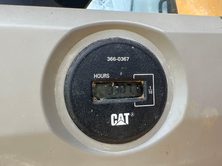 2016-caterpillar-313fl-image-34