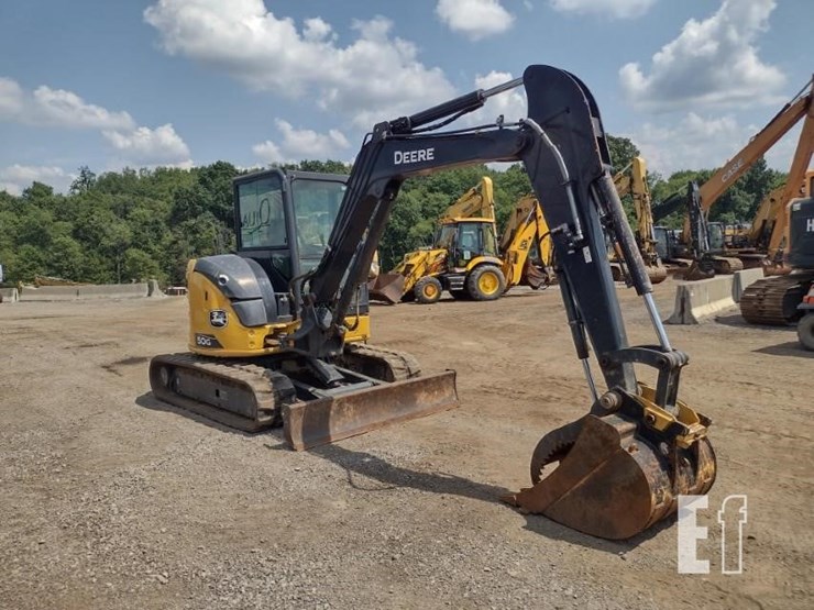 2022-deere-50g-image-48