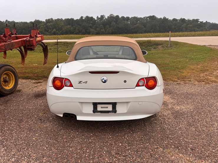 #5479-•-2003-bmw-z4-(arcadia,-wi)-(title-in-delay)-image-5