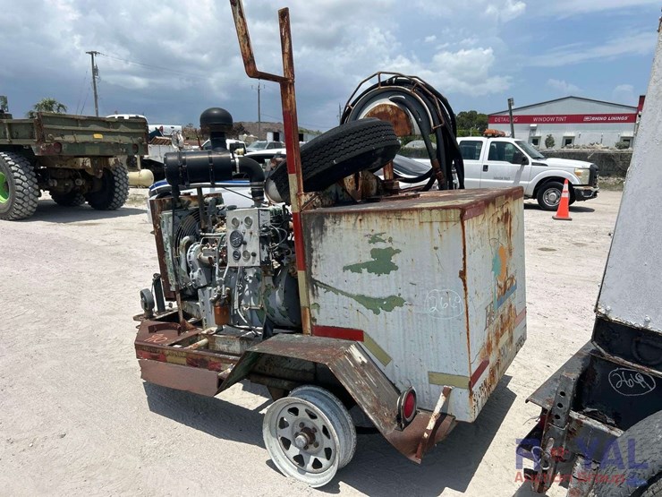 towable-diesel-fuel-tank-with-pump-image-10