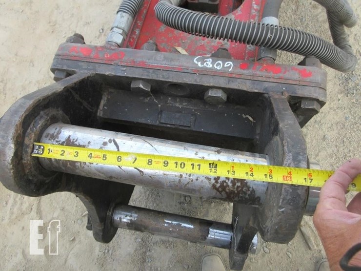 caterpillar-330-image-8