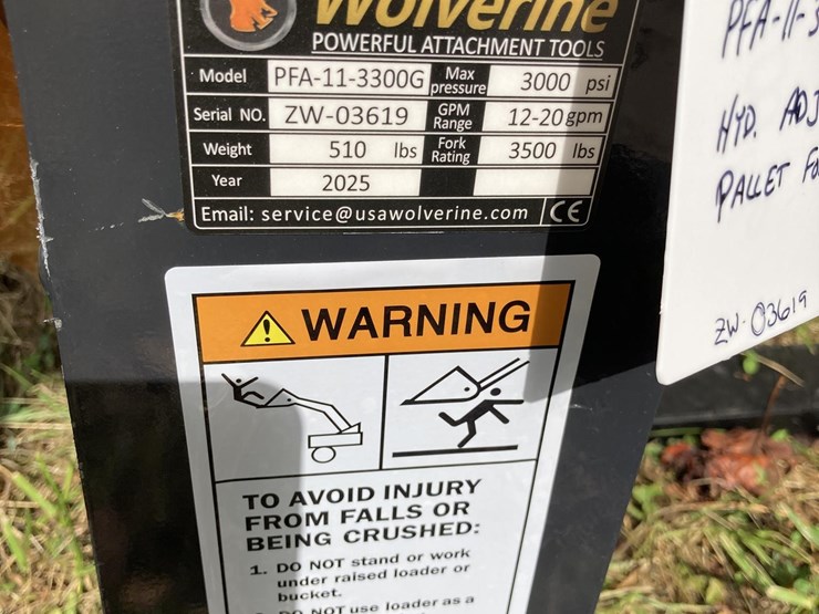 wolverine-pfa-11-3300g-skid-steer-hydraulic-pallet-forks-image-4