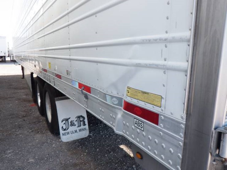 2016-utility-3000r-image-17