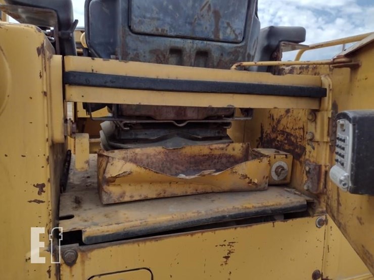 1999-caterpillar-d5c-xl-image-40