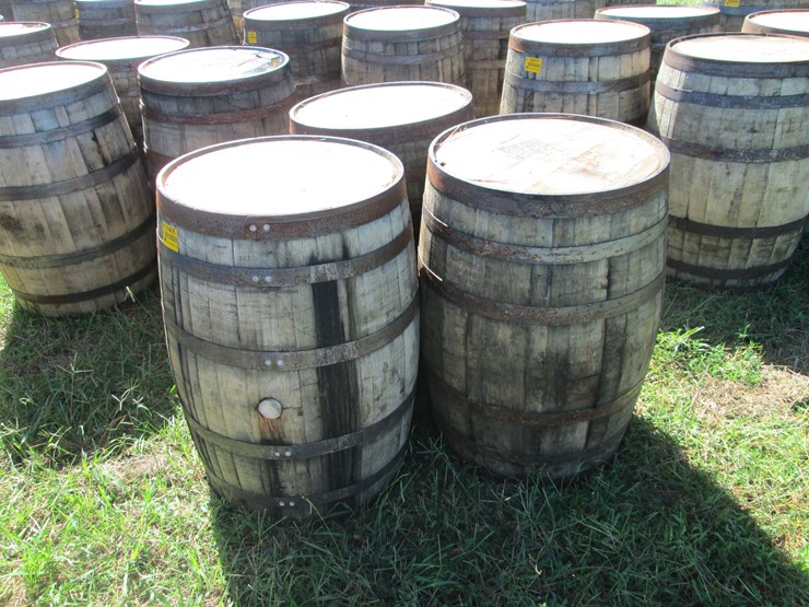 #29405-•-lot-of-(3)-whiskey-barrels-image-1
