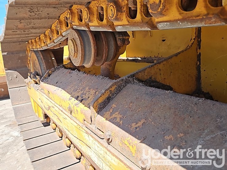 2016-deere-450j-image-19