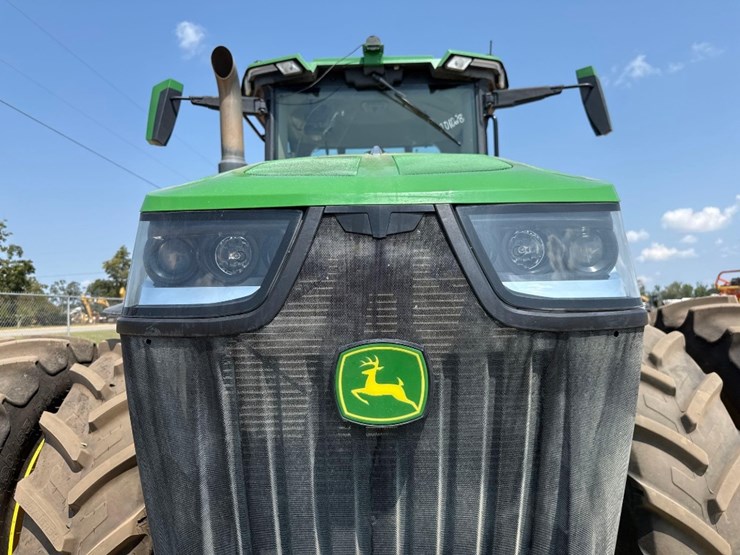 john-deere-8r-310-image-17
