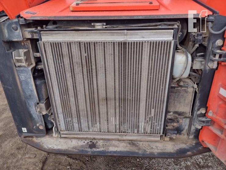kubota-svl95-2s-image-37