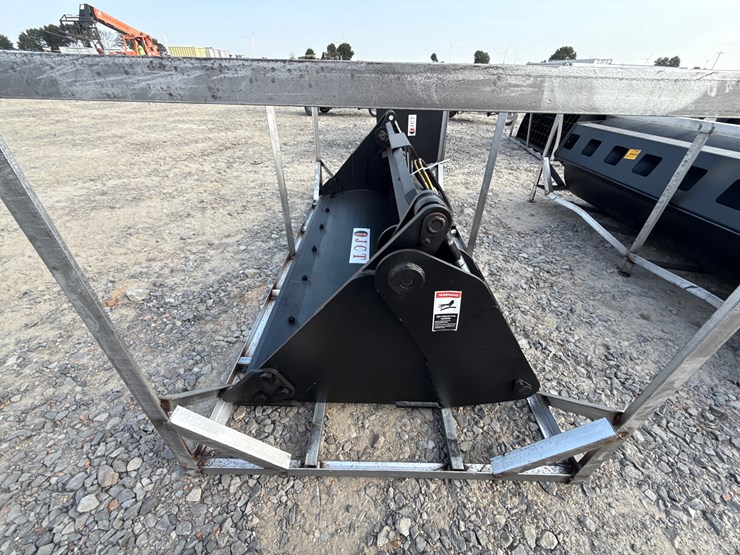 #2096-•-unused-jct-skid-steer-combination-bucket-inv#-27507-image-7