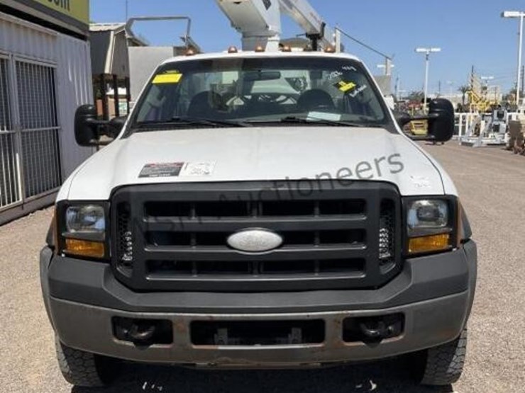 2006-ford-f450-image-3