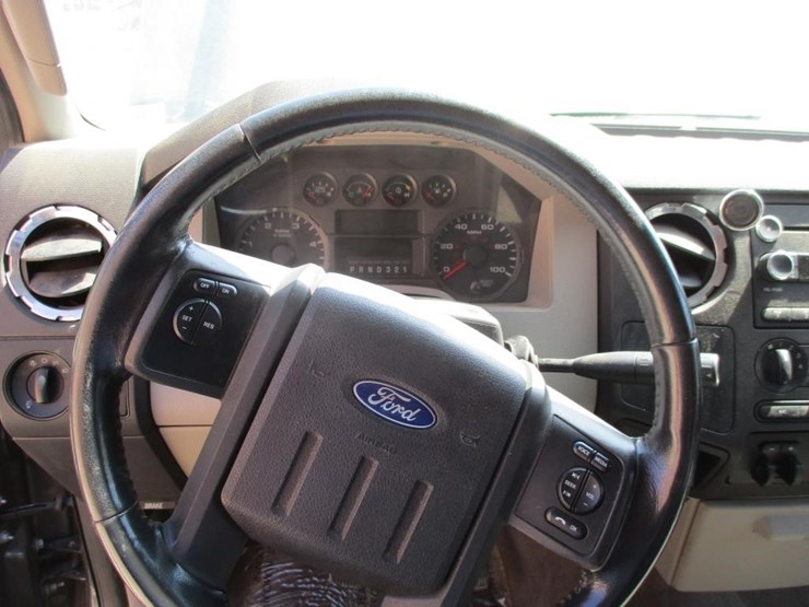 2010-ford-f250-image-11