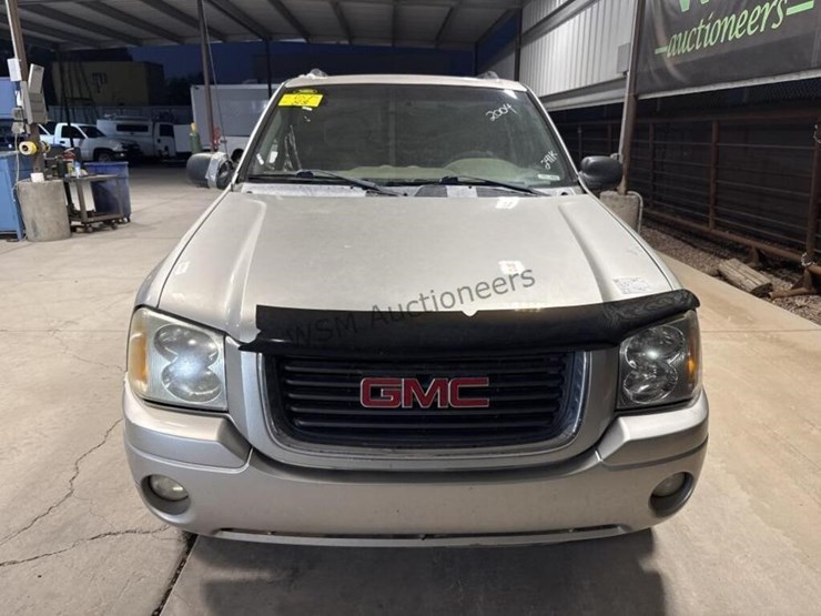 2004-gmc-envoy-sle-image-3