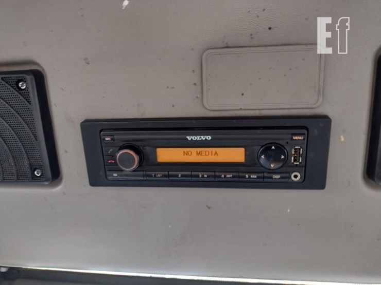 volvo-ecr145el-image-11