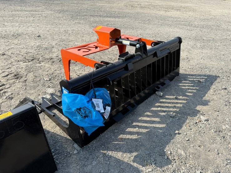#2091-•-unused-kc-76"-skid-steer-grapple-inv#-28289-image-3