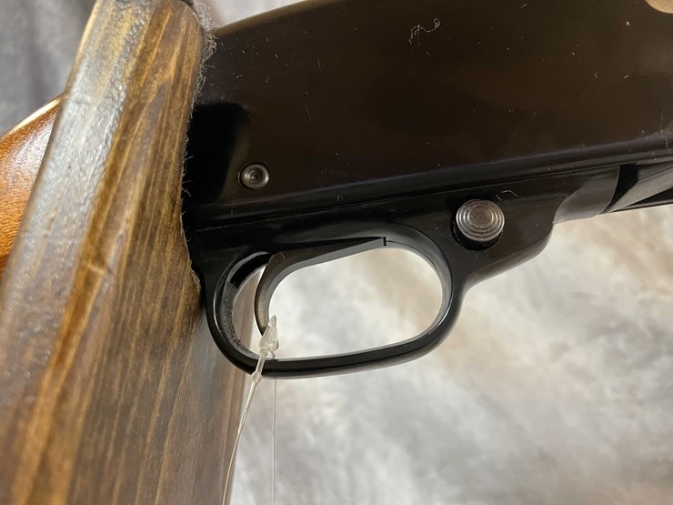#4871-•-winchester-model-120-12-ga.-pump-action-shotgun,-sn:-l2095612-image-9