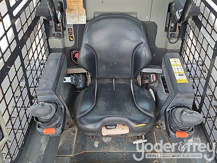 2021-bobcat-t76-image-25