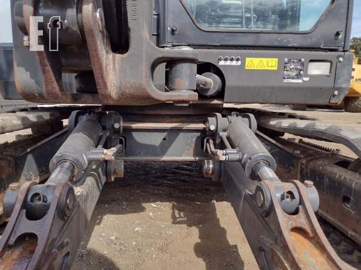 2018-bobcat-e85-image-22