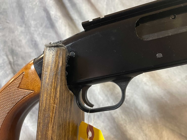 #4864-•-mossberg-model-500-12-ga.-pump-action-shotgun,-sn:-v1385461-image-9