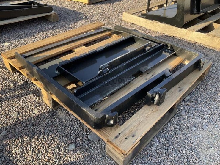 30in-forks-for-stand-up-skid-steer-image-3